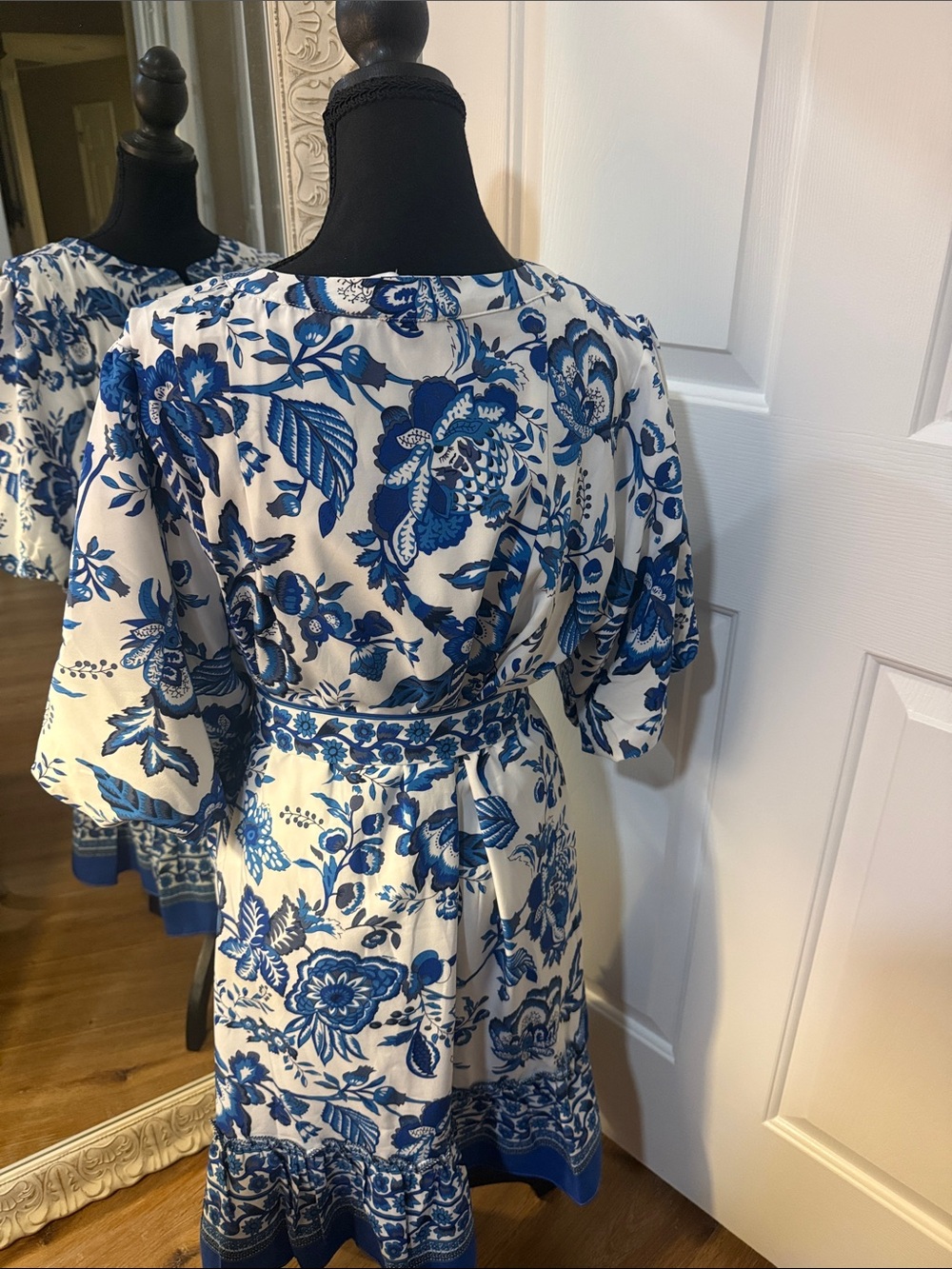 Sugarlips Blue and White Floral Belted Midi Dress - Picture 6 of 10